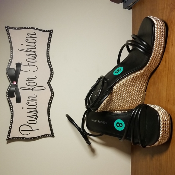 Brand New Marc Fisher Wedge Heels - Picture 2 of 3